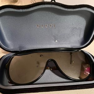 COPY - Gucci shield sunglasses
